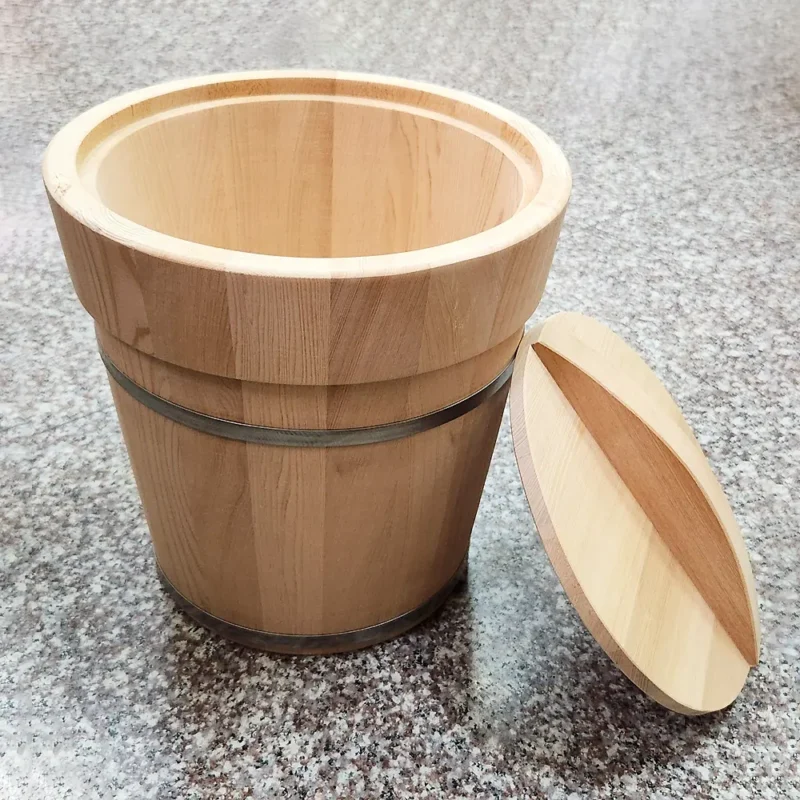 Rice bucket 02